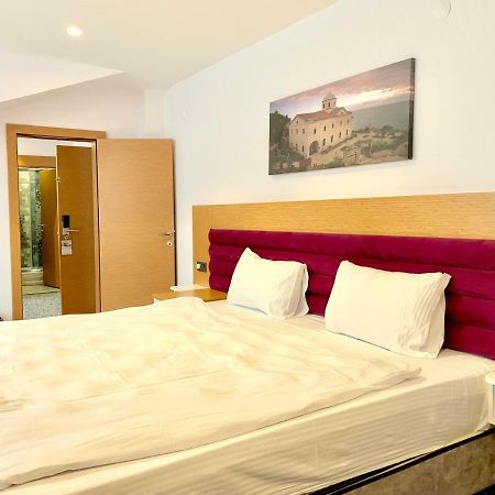 Golden Inn Hotel Uzungoel Екстер'єр фото