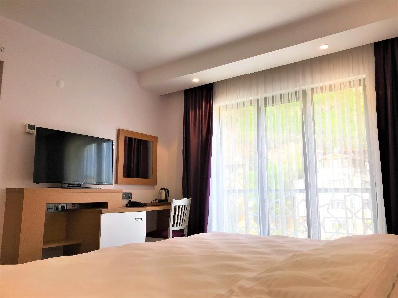 Golden Inn Hotel Uzungoel Екстер'єр фото