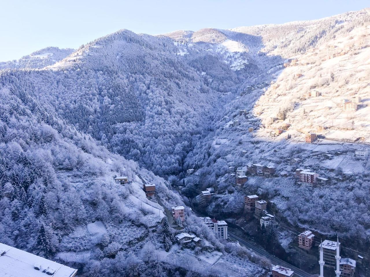 Golden Inn Hotel Uzungoel Екстер'єр фото