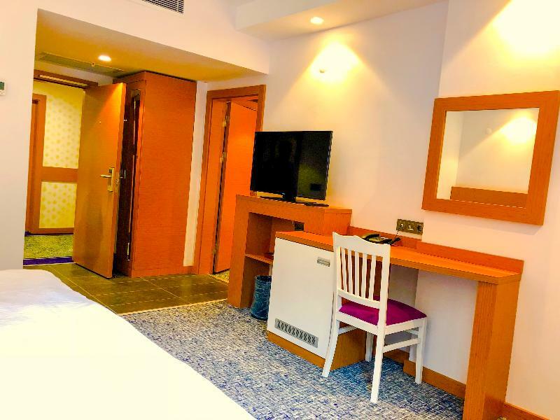 Golden Inn Hotel Uzungoel Екстер'єр фото