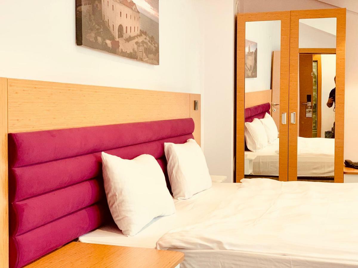 Golden Inn Hotel Uzungoel Екстер'єр фото